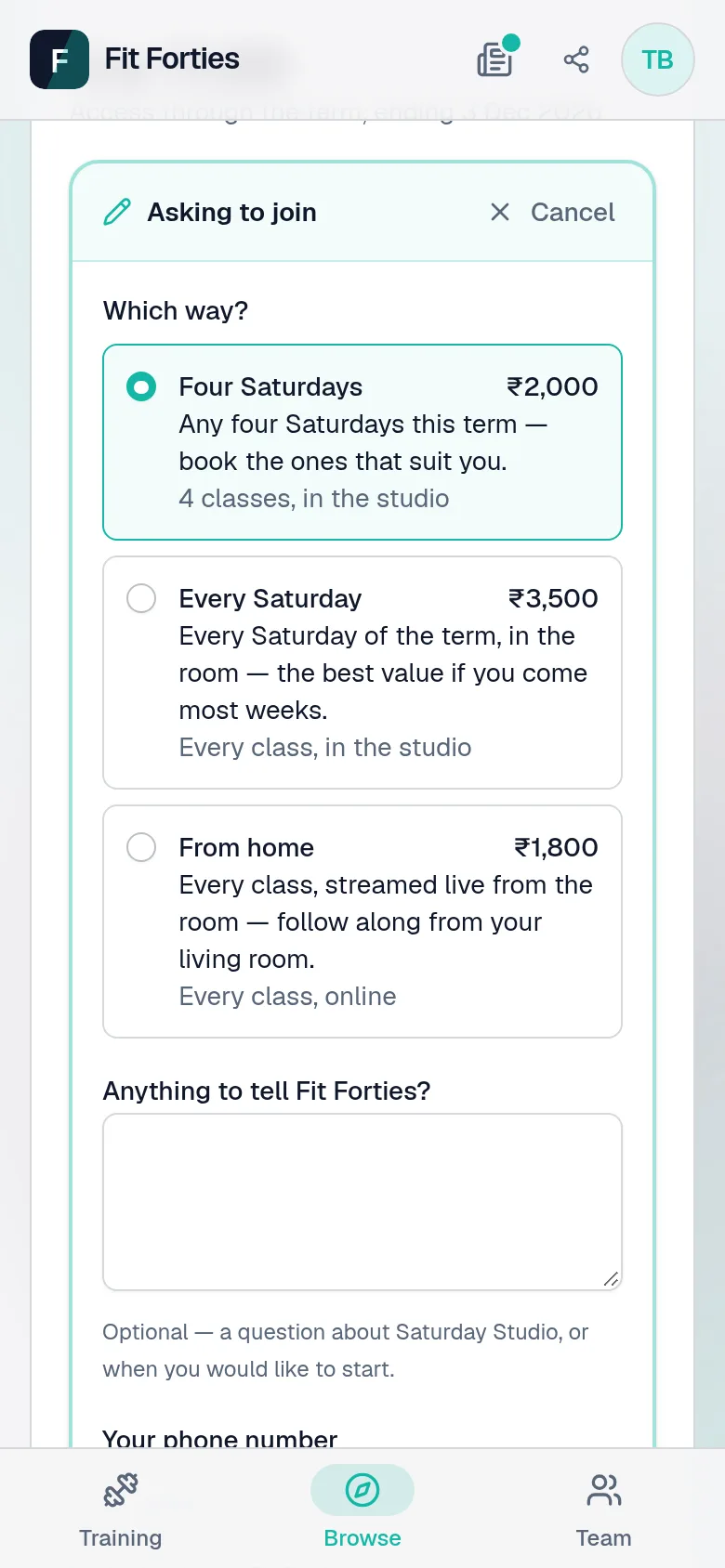 Asking to join: which of three plans, each with its price and what it gives, and a message for the studio.